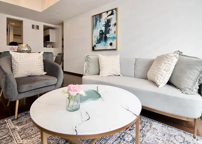 Formidable 3bed/2bath Apartamento